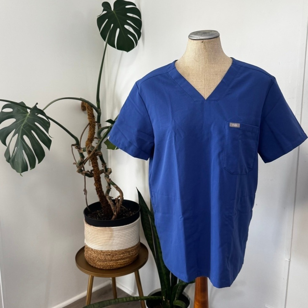FIGS Scrub Top Mens Medium Royal Blue Technical Collection V-Neck Short Sleeve